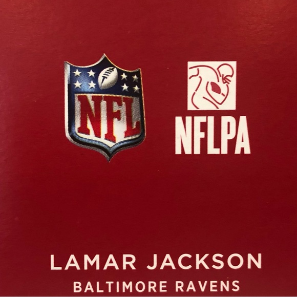 Lamar Jackson Hallmark Keepsake Ornament 2021 Baltimore Ravens Football - Picture 3 of 12